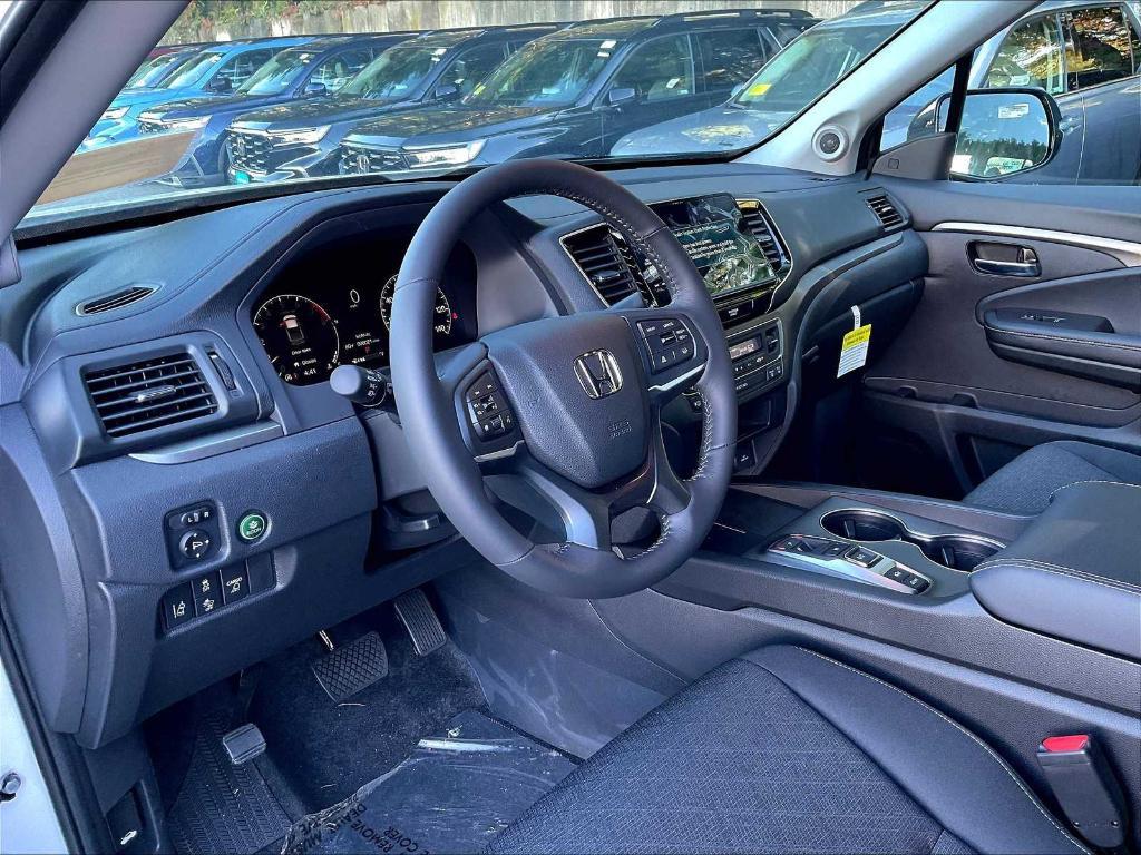 new 2024 Honda Ridgeline car, priced at $39,948