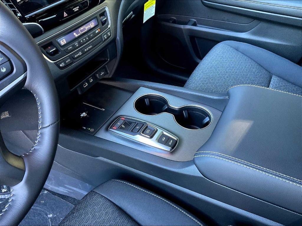 new 2024 Honda Ridgeline car, priced at $39,948