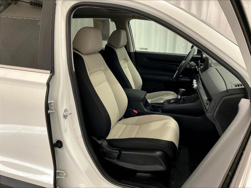 used 2023 Honda CR-V car, priced at $28,950