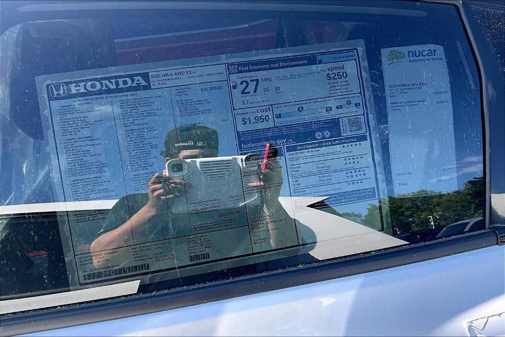 new 2025 Honda HR-V car, priced at $31,573