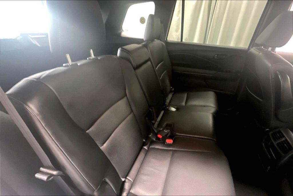 used 2022 Honda Passport car, priced at $32,500
