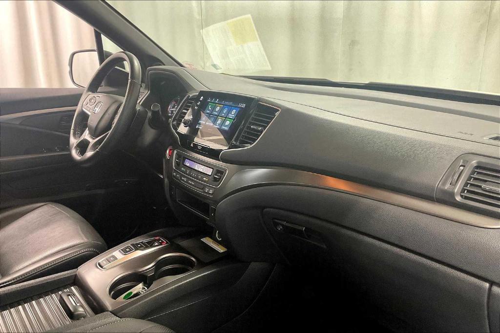 used 2022 Honda Passport car, priced at $32,500