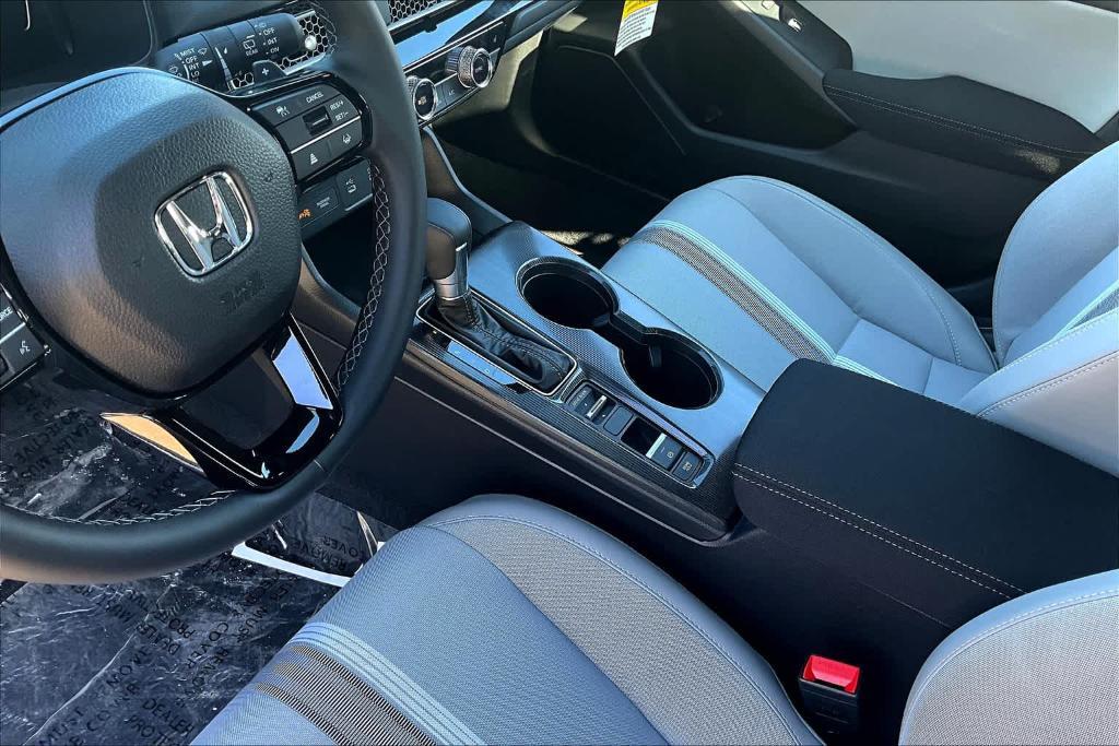 new 2025 Honda Civic Hybrid car, priced at $31,300