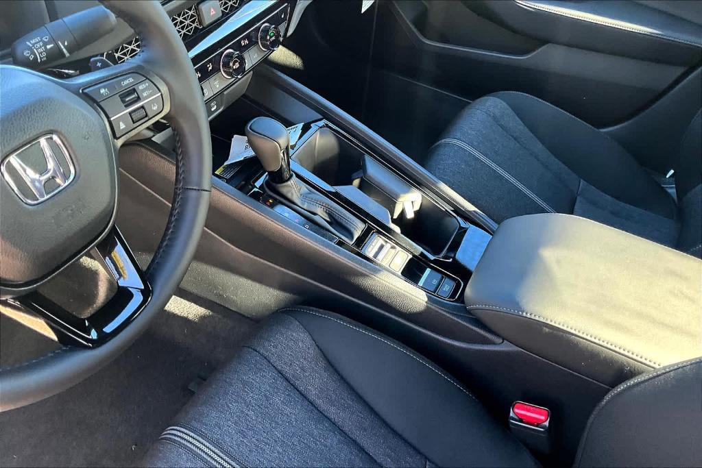 new 2025 Honda Accord Hybrid car, priced at $35,260