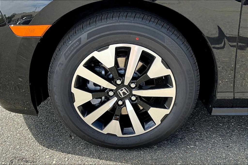 new 2025 Honda Odyssey car, priced at $45,055