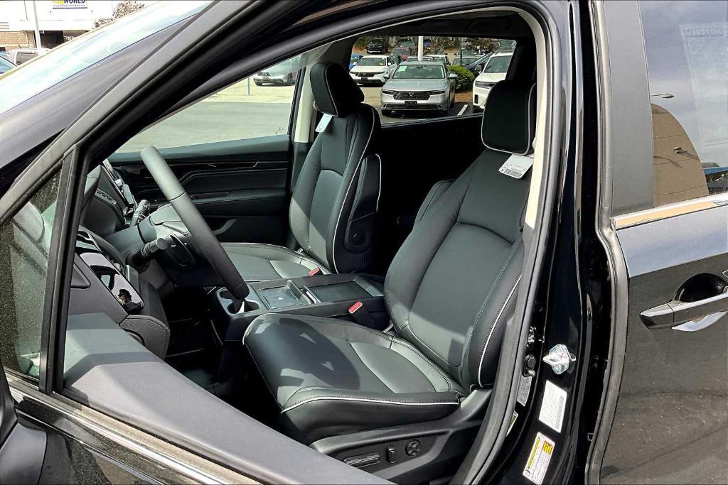 new 2025 Honda Odyssey car, priced at $48,360