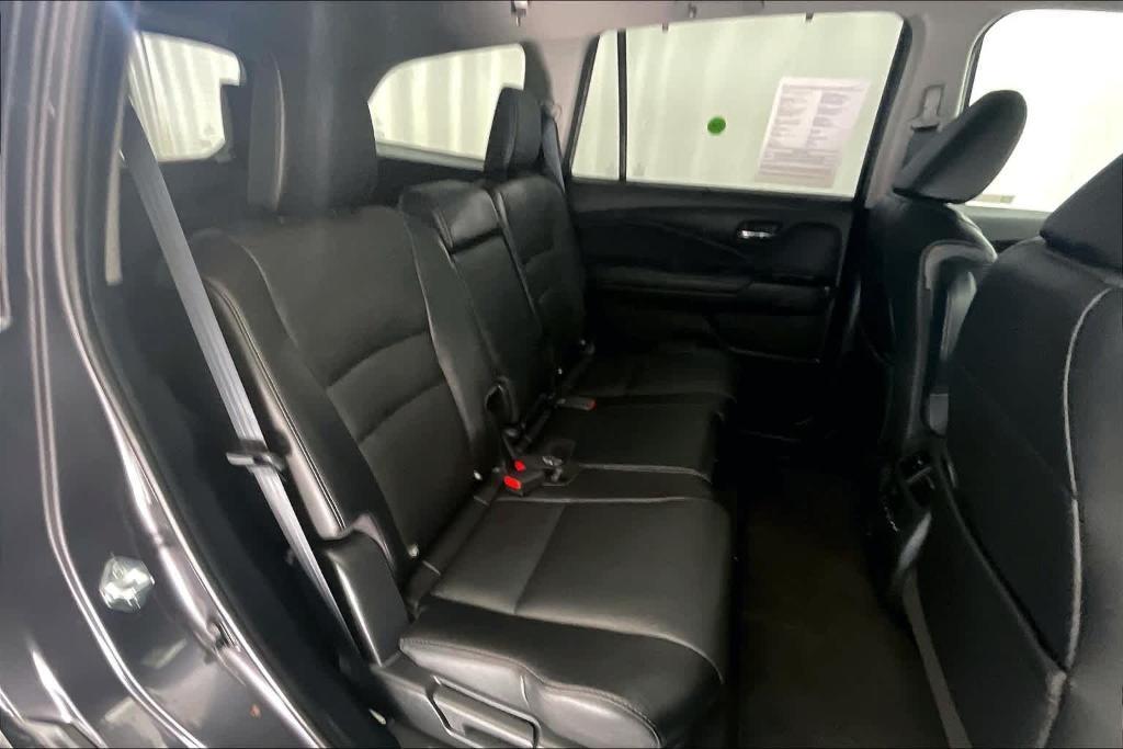 used 2021 Honda Pilot car, priced at $28,100