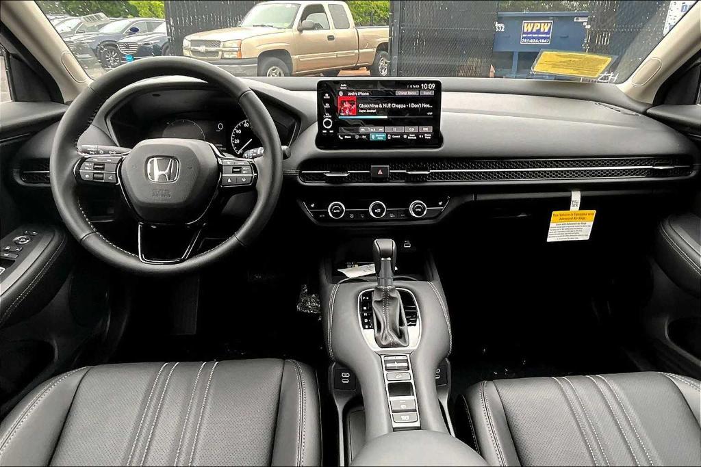 new 2025 Honda HR-V car, priced at $32,395