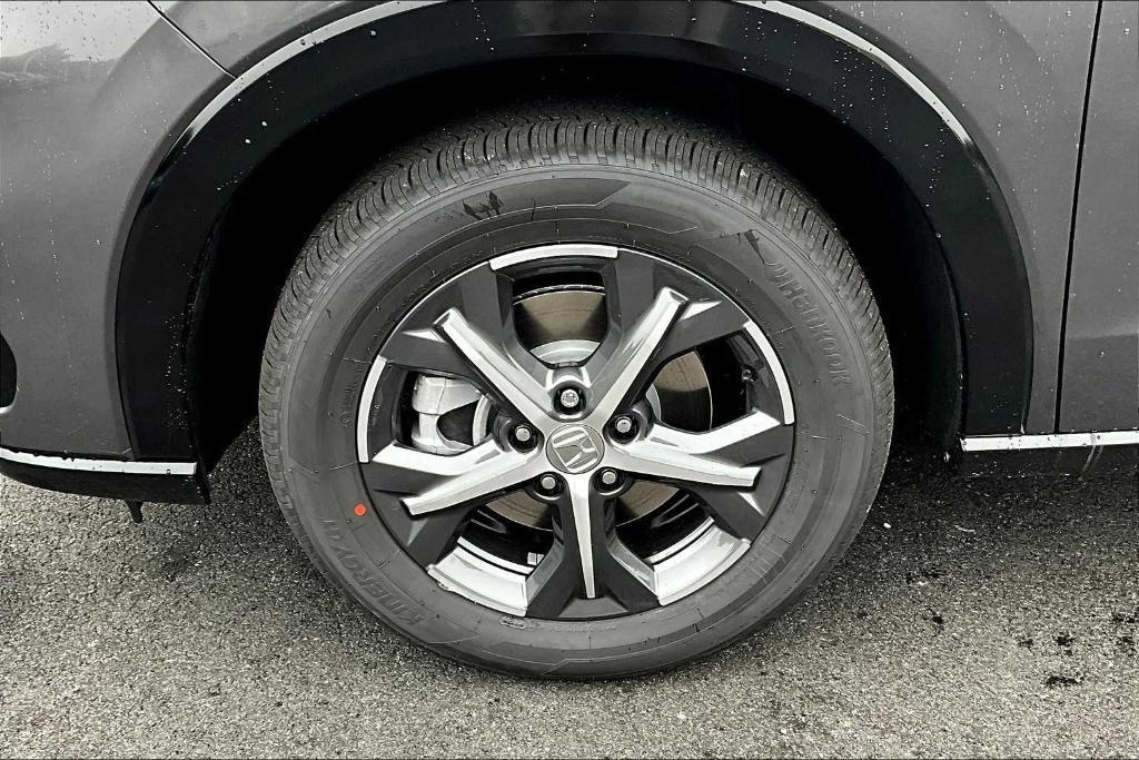 new 2025 Honda HR-V car, priced at $32,395