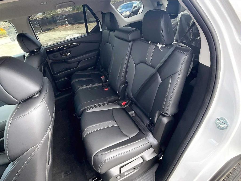 new 2025 Honda Pilot car, priced at $50,000