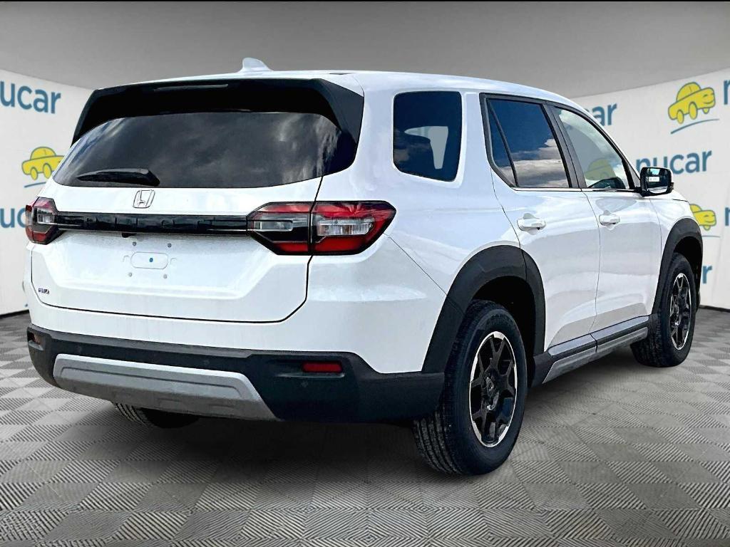 new 2025 Honda Pilot car, priced at $50,000