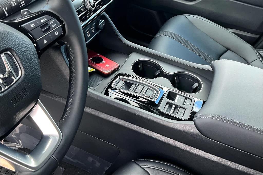 new 2025 Honda Pilot car, priced at $47,435