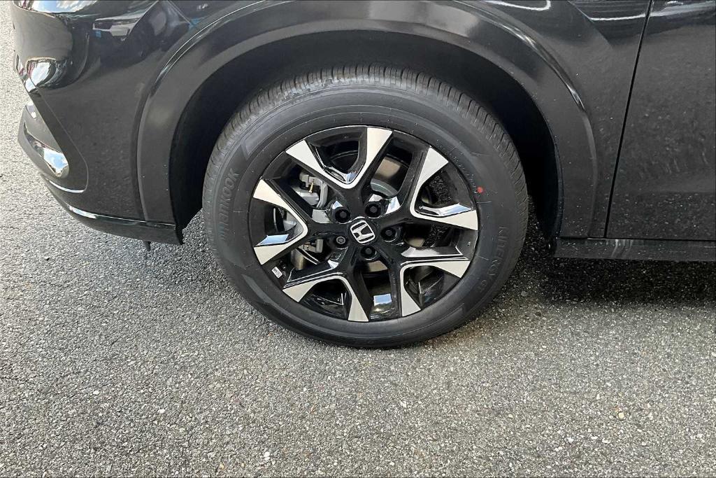 new 2026 Honda HR-V car, priced at $32,657