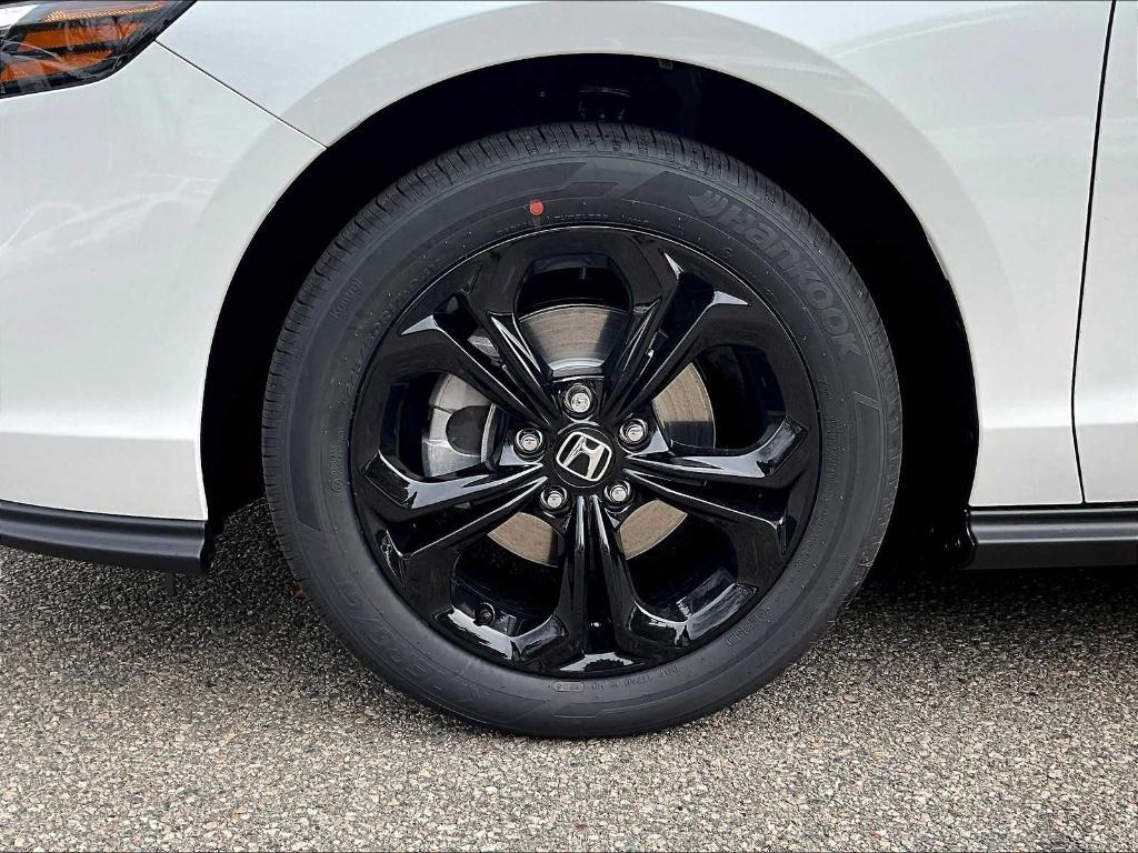 new 2025 Honda Accord car, priced at $30,882