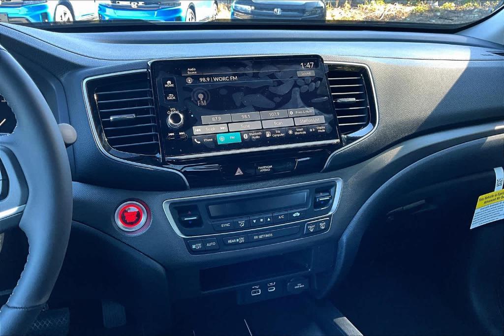 new 2025 Honda Ridgeline car, priced at $41,795