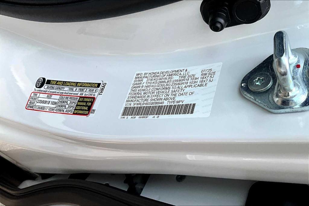 new 2025 Honda Odyssey car, priced at $42,874