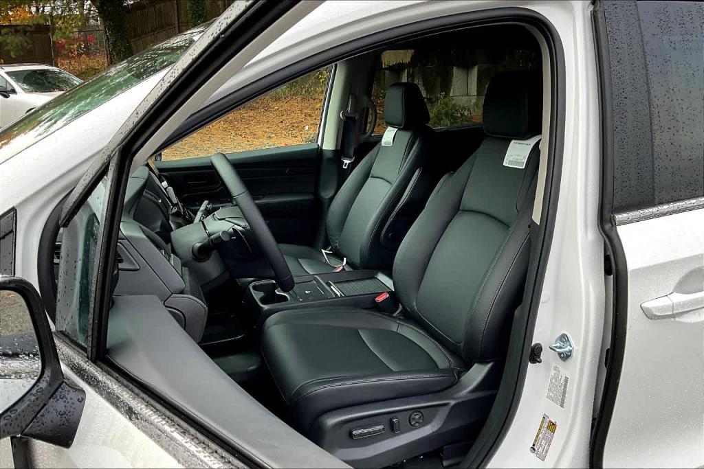 new 2025 Honda Odyssey car, priced at $44,125