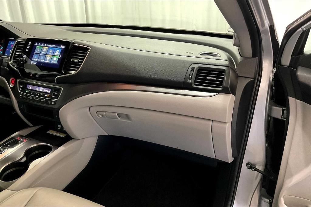 used 2022 Honda Pilot car, priced at $33,900
