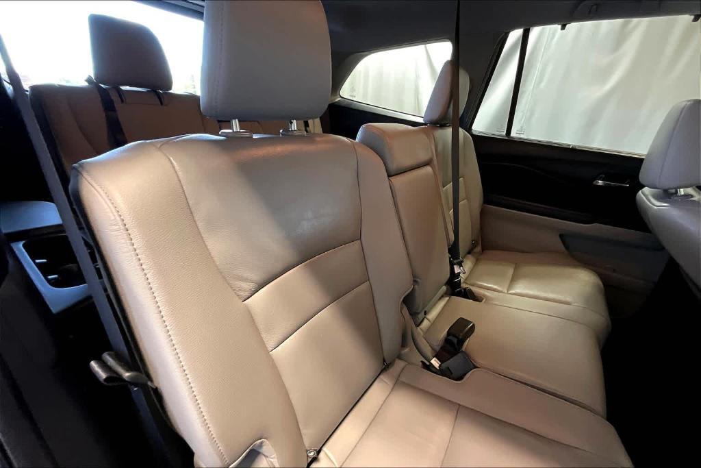 used 2022 Honda Pilot car, priced at $30,500