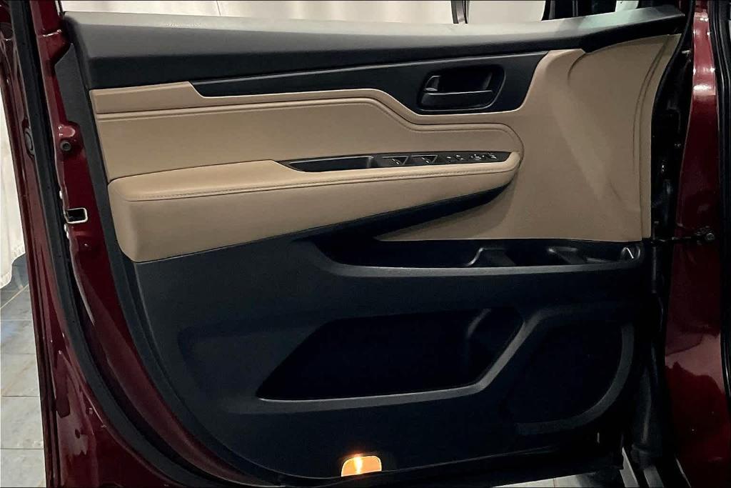 used 2018 Honda Odyssey car, priced at $22,500