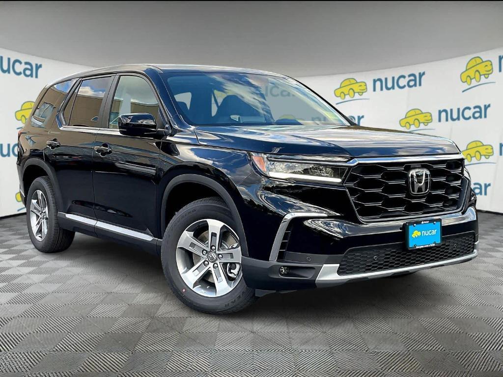 new 2025 Honda Pilot car, priced at $46,315