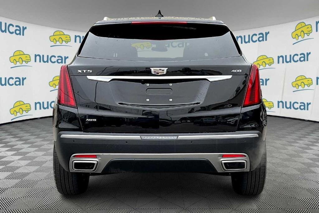 used 2021 Cadillac XT5 car, priced at $32,900