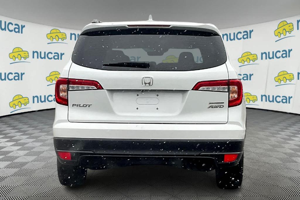 used 2021 Honda Pilot car, priced at $30,795