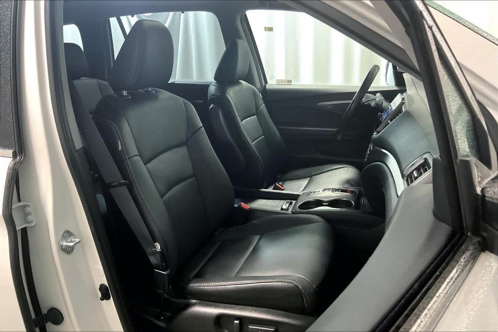 used 2021 Honda Pilot car, priced at $30,795