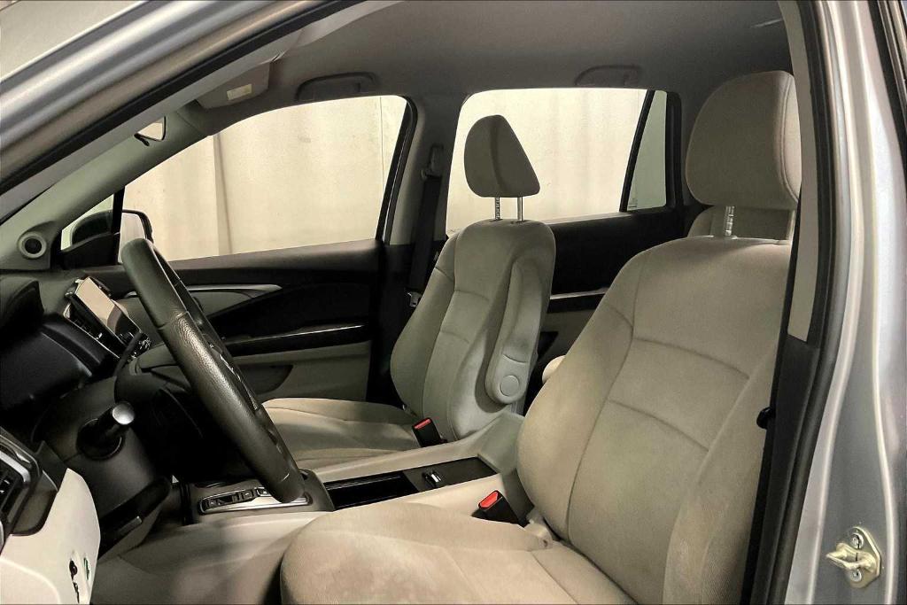 used 2021 Honda Pilot car, priced at $25,800