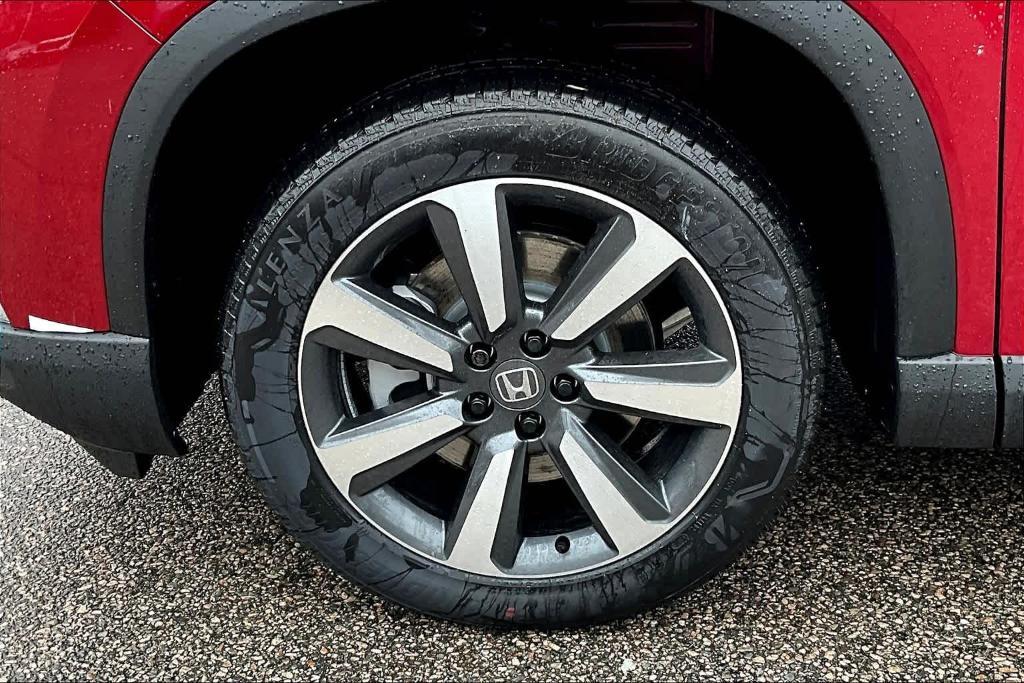 new 2025 Honda Pilot car, priced at $52,235