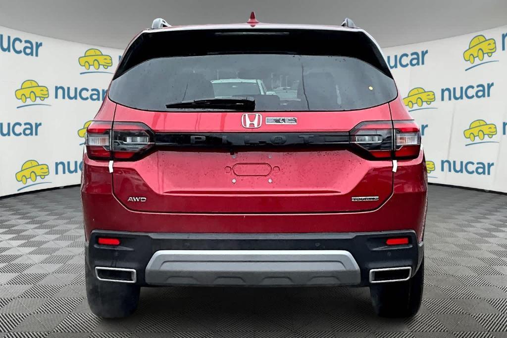 new 2025 Honda Pilot car, priced at $52,235