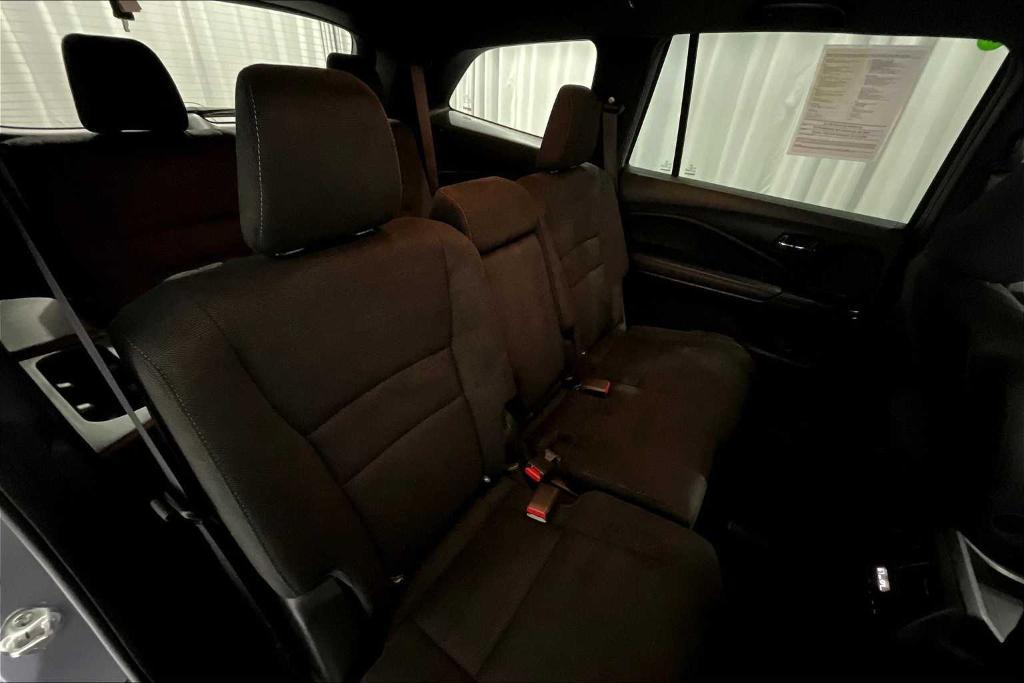 used 2022 Honda Pilot car, priced at $31,950