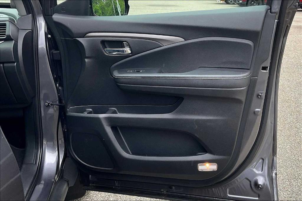 used 2022 Honda Ridgeline car, priced at $31,950