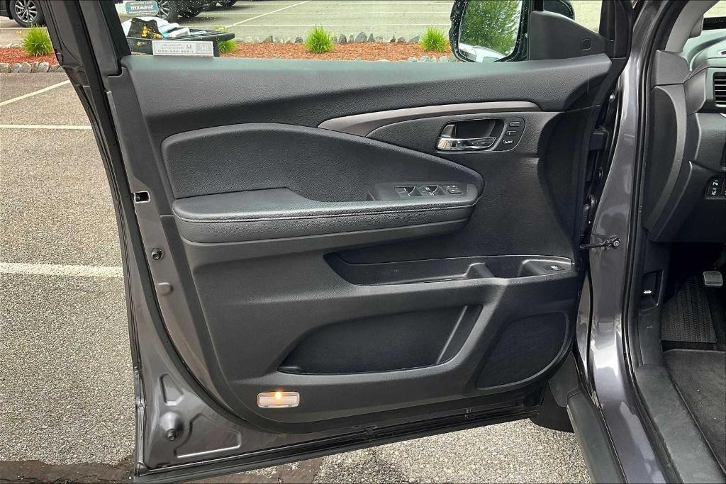 used 2022 Honda Ridgeline car, priced at $31,950