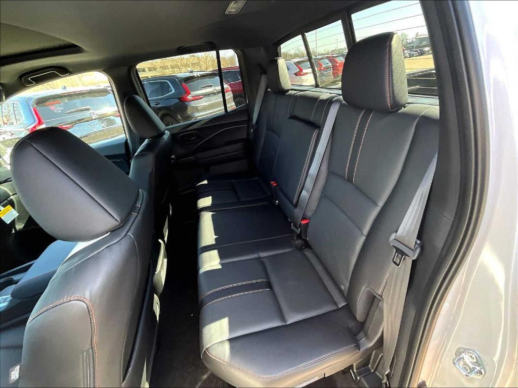 new 2025 Honda Ridgeline car, priced at $49,185