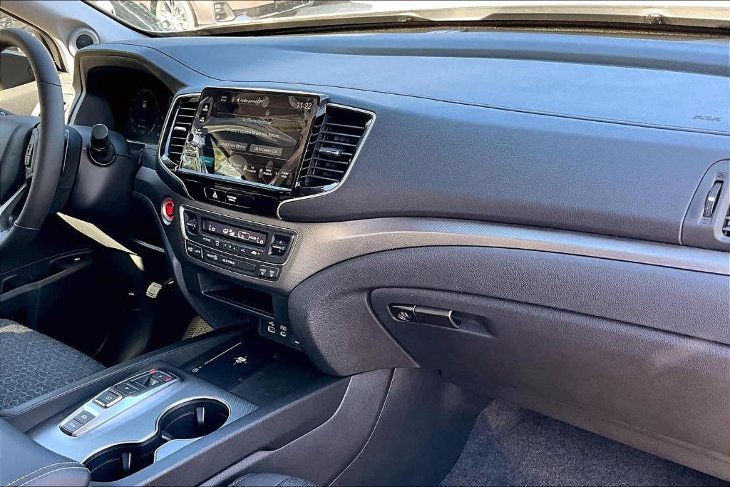 new 2024 Honda Ridgeline car, priced at $39,278