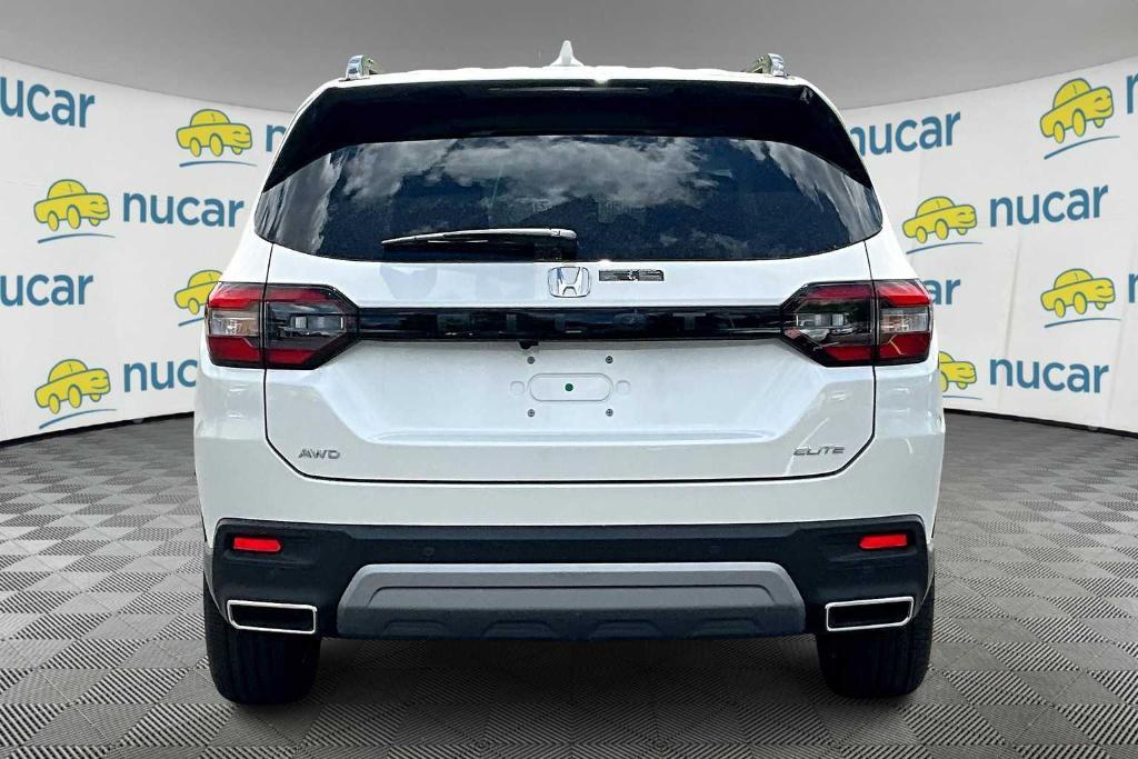 new 2025 Honda Pilot car, priced at $54,985