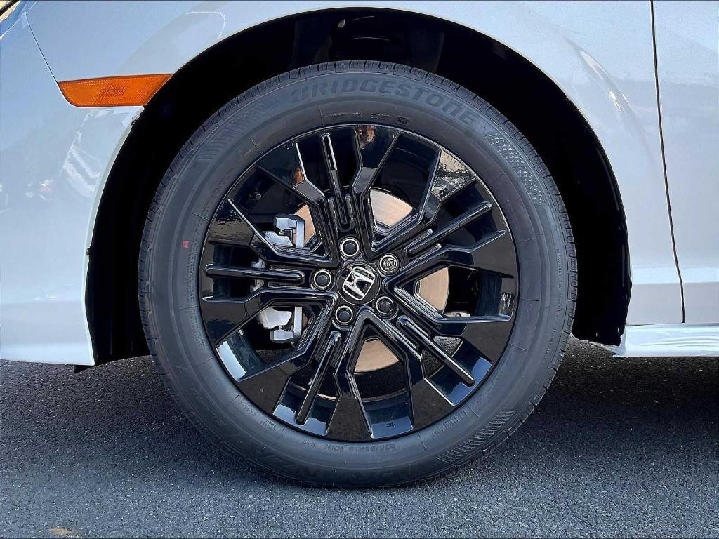 new 2026 Honda Odyssey car, priced at $44,295