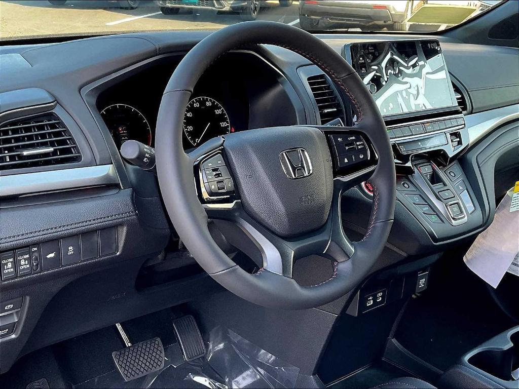 new 2026 Honda Odyssey car, priced at $44,295