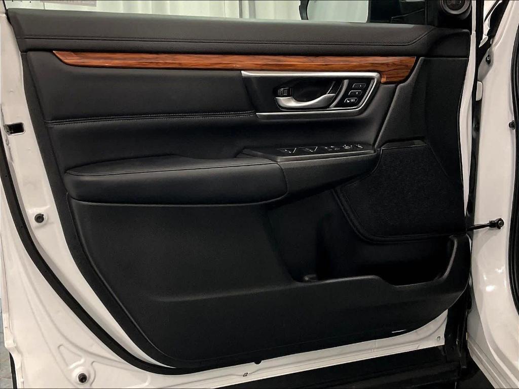 used 2021 Honda CR-V car, priced at $27,950