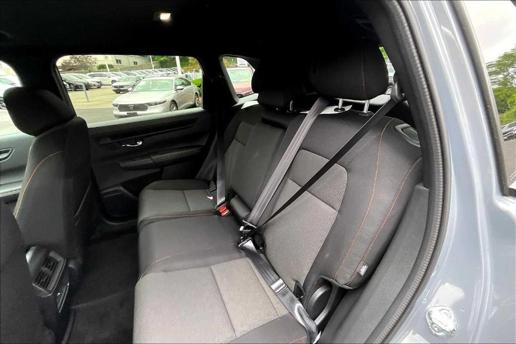 new 2026 Honda CR-V Hybrid car, priced at $39,999