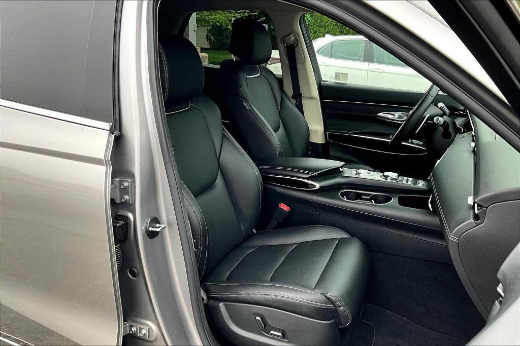 used 2025 Genesis GV70 car, priced at $40,300