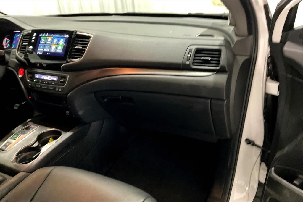 used 2022 Honda Pilot car, priced at $31,900