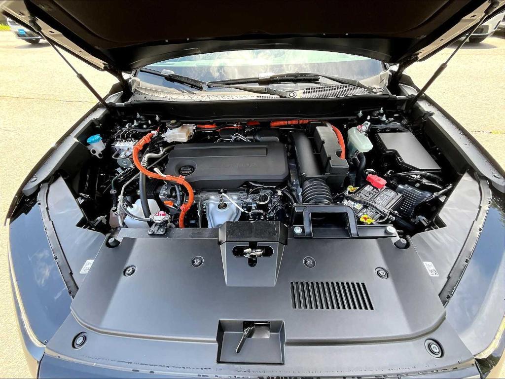 new 2026 Honda CR-V Hybrid car, priced at $40,195