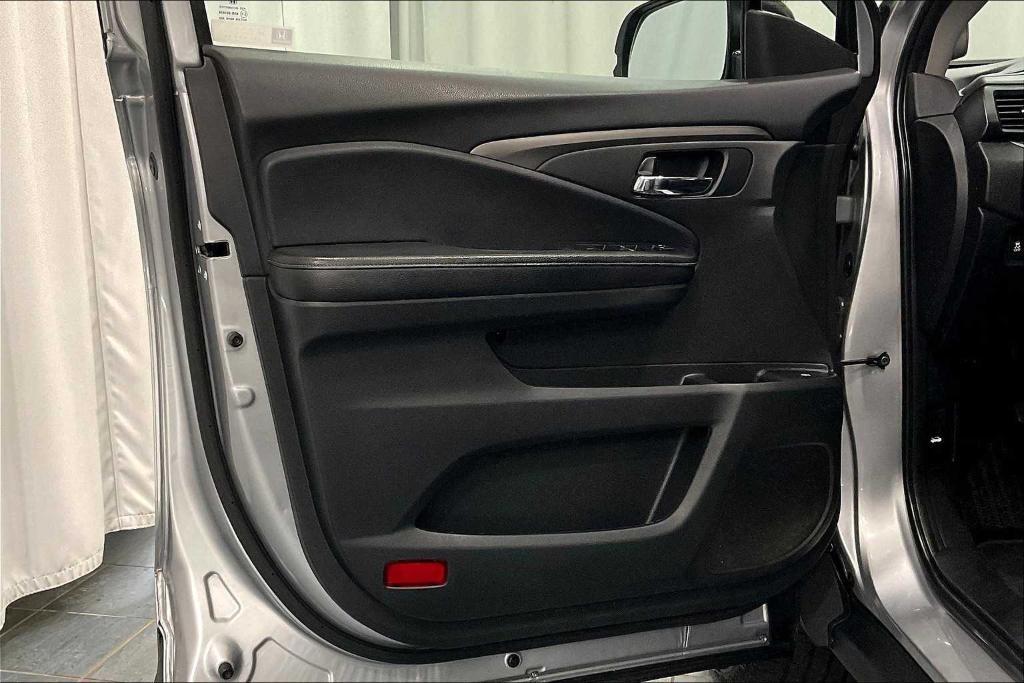 used 2019 Honda Ridgeline car, priced at $28,750