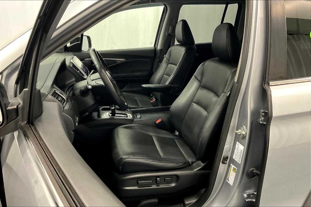 used 2019 Honda Ridgeline car, priced at $28,750