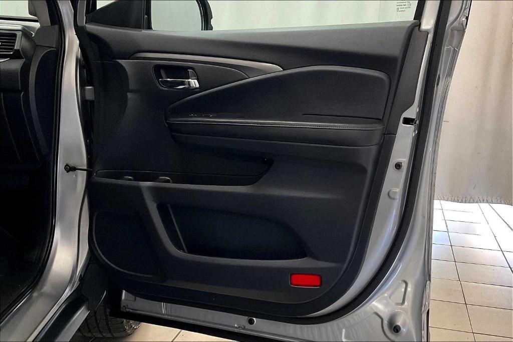 used 2019 Honda Ridgeline car, priced at $28,750