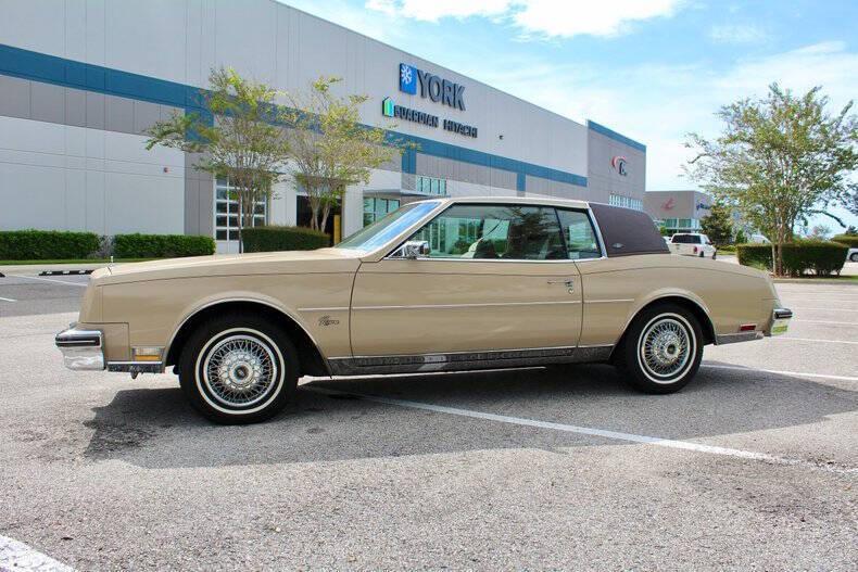 used 1985 Buick Riviera car, priced at $29,950