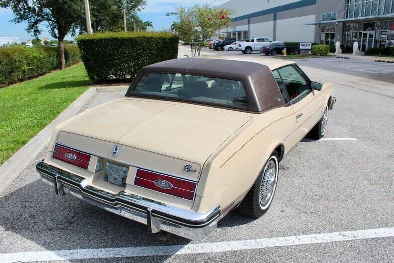 used 1985 Buick Riviera car, priced at $29,950