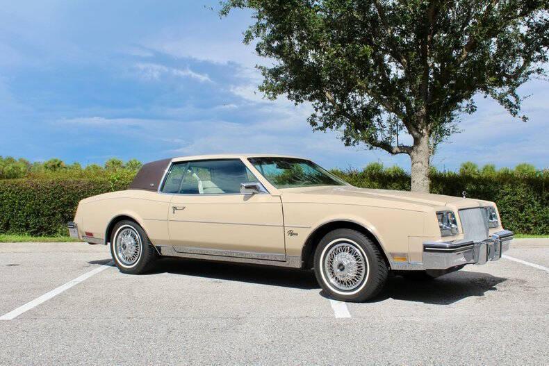 used 1985 Buick Riviera car, priced at $29,950